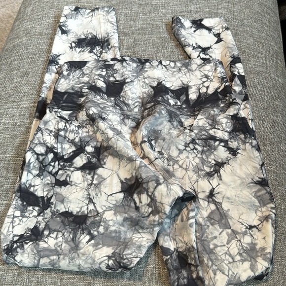 Lululemon Wunder Under HR Tight 28” size 4 - Picture 11 of 11